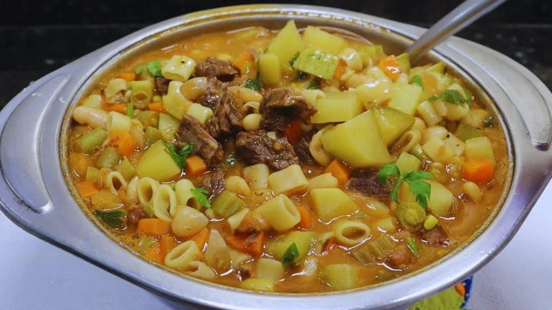Minestrone: Descubra o Segredo da Autêntica Sopa Italiana